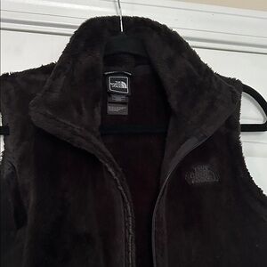 North face Women’s Fuzzy Vest